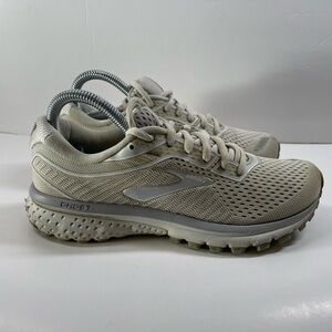 Brooks Ghost 12 Women's Running Shoes Light Beige Size US 6.5